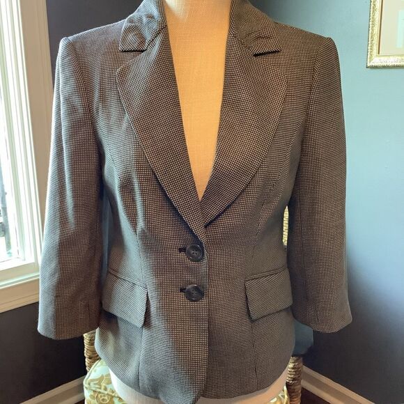 The Limited Single Breasted Jacket - Picture 1 of 8